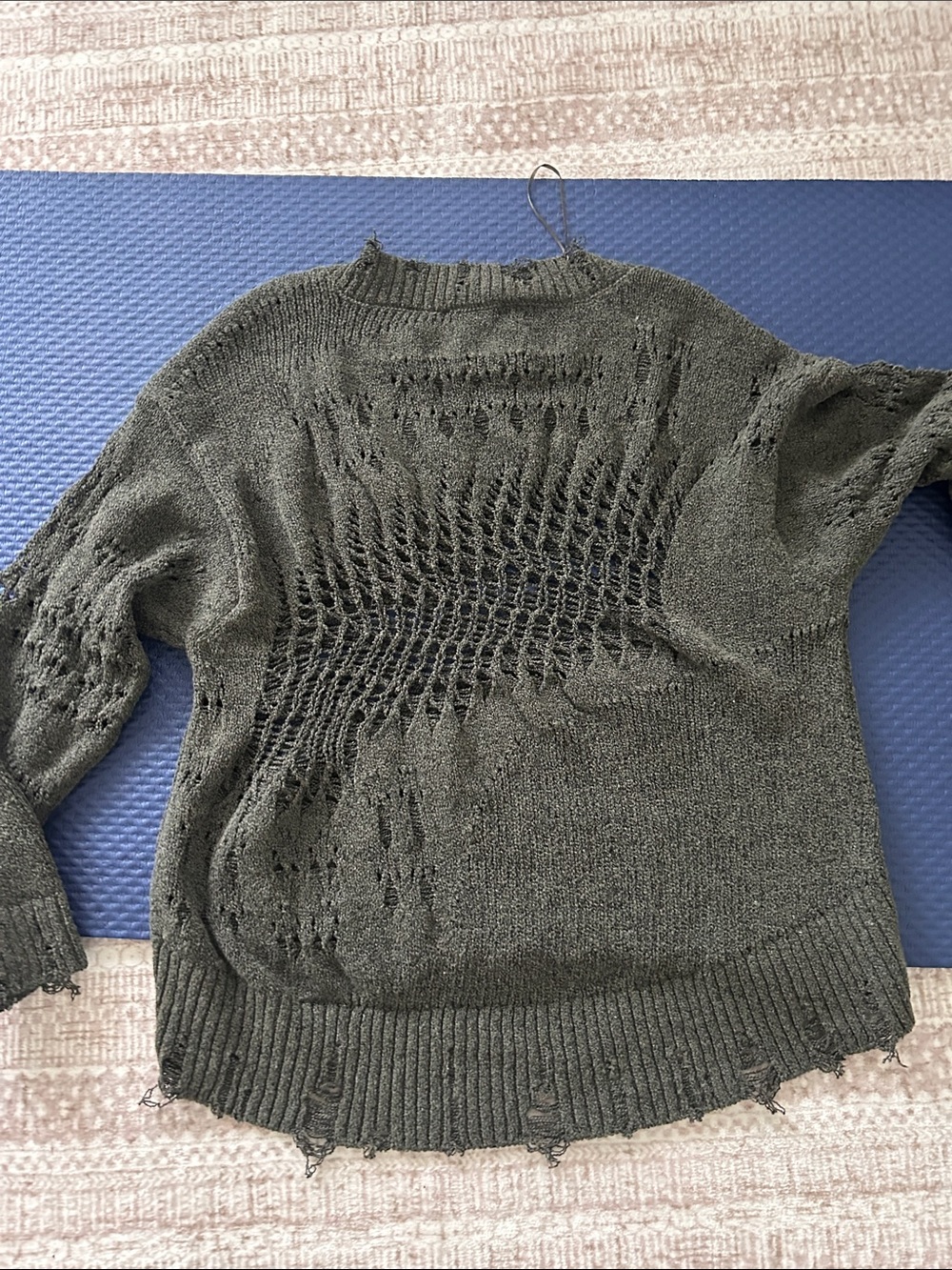 Sweater - Picture 3 of 5